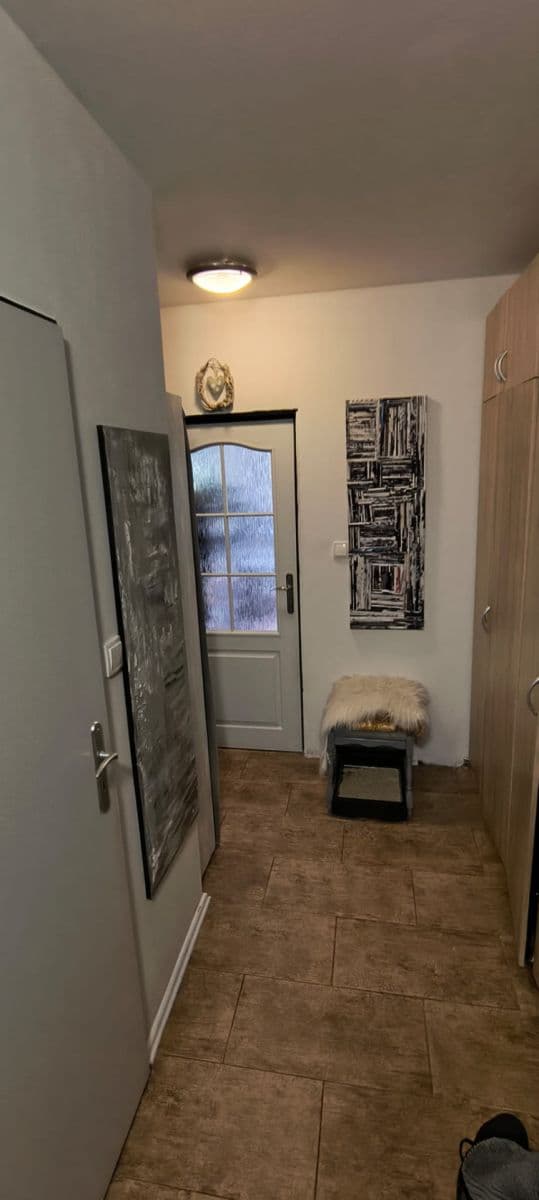 Predaj bytu 2-izbový 45 m², Zvoncovitá, Praha, Praha Predaj bytu 2-izbový 45 m², Zvoncovitá, Praha, Praha