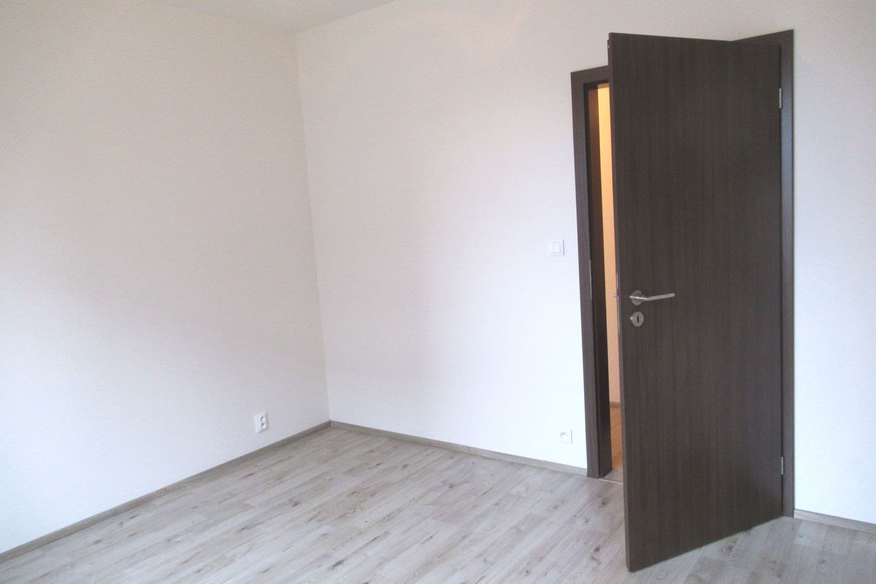 Prenájom bytu 2-izbový 50 m², Chrudim, Pardubický kraj Prenájom bytu 2-izbový 50 m², Chrudim, Pardubický kraj