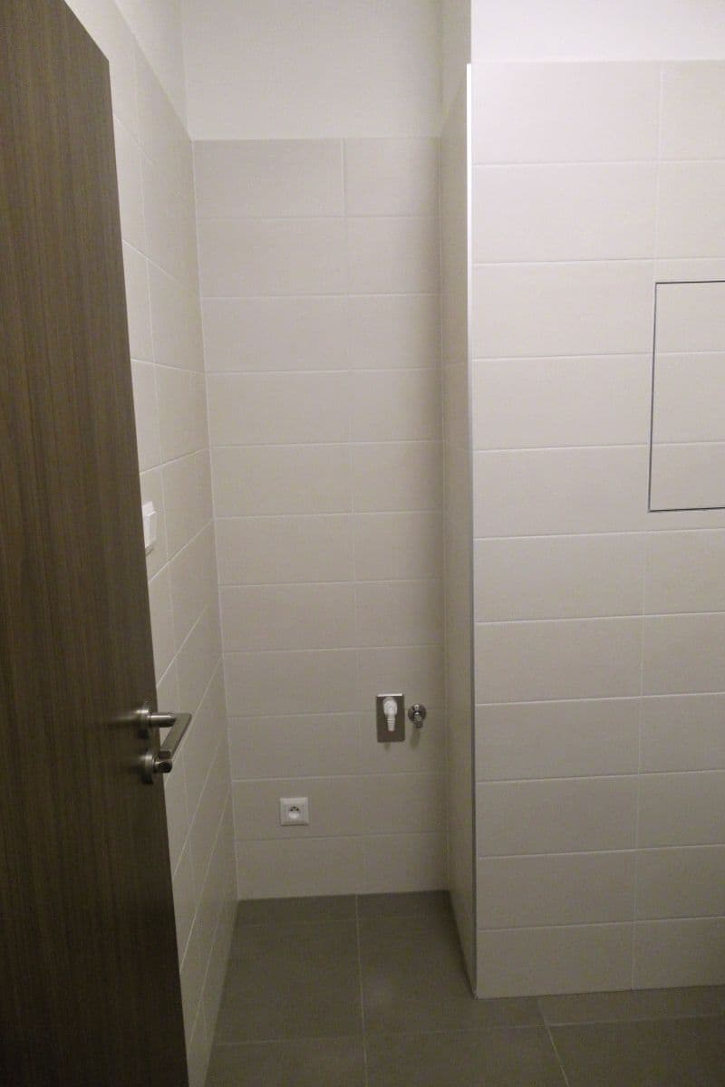 Prenájom bytu 2-izbový 50 m², Chrudim, Pardubický kraj Prenájom bytu 2-izbový 50 m², Chrudim, Pardubický kraj