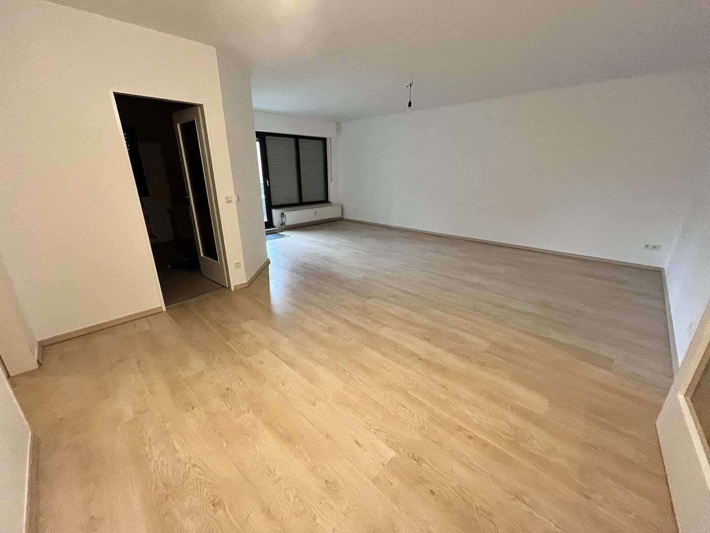 Prenájom bytu 2-izbový 71 m², Essen, Severné Porýnie - Westfálsko Prenájom bytu 2-izbový 71 m², Essen, Severné Porýnie - Westfálsko