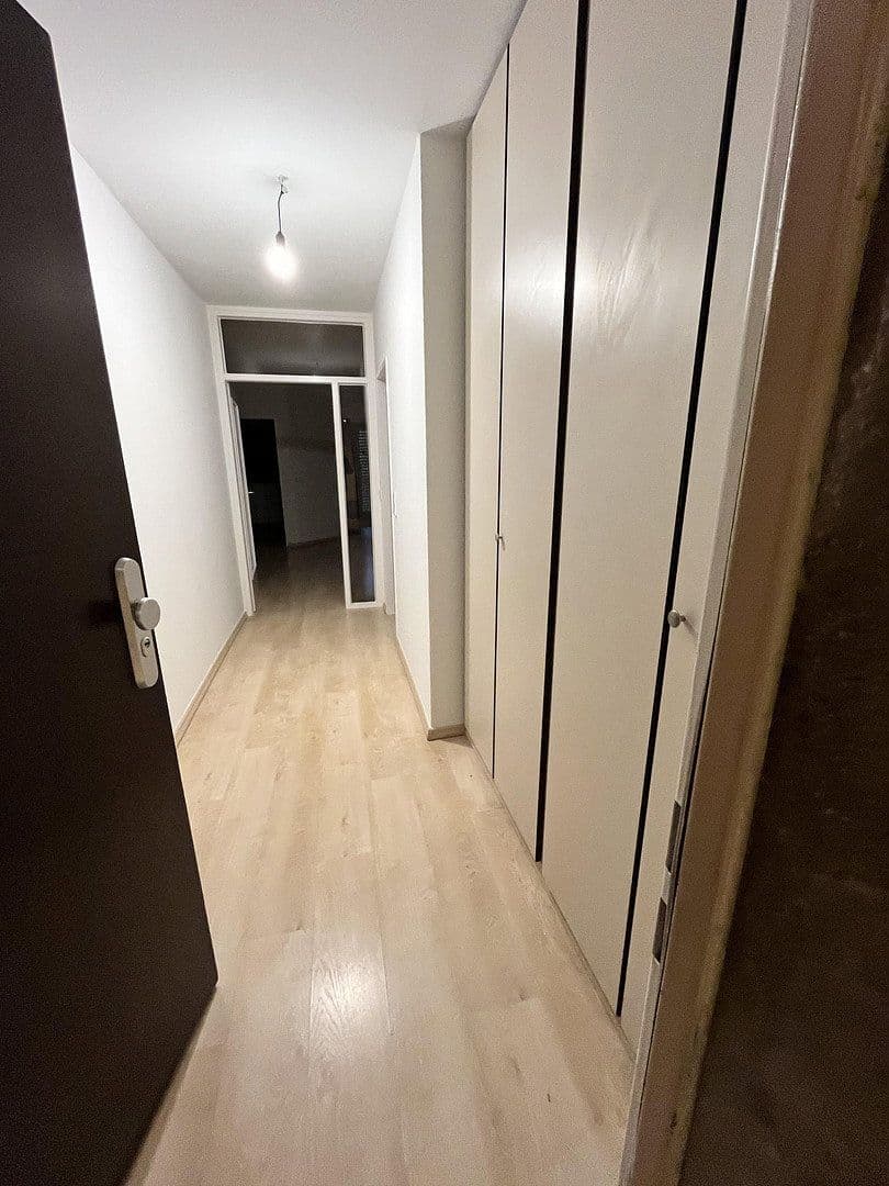 Prenájom bytu 2-izbový 71 m², Essen, Severné Porýnie - Westfálsko Prenájom bytu 2-izbový 71 m², Essen, Severné Porýnie - Westfálsko