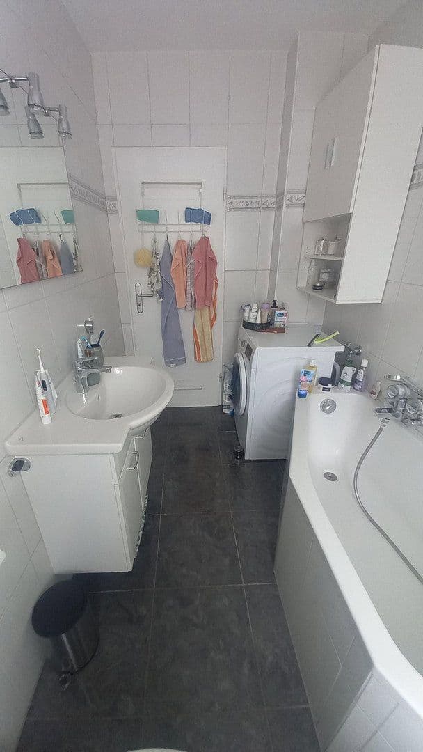 Prenájom bytu 3-izbový 67 m², Kiefernweg 1, Seeheim-Jugenheim, Hesensko Prenájom bytu 3-izbový 67 m², Kiefernweg 1, Seeheim-Jugenheim, Hesensko