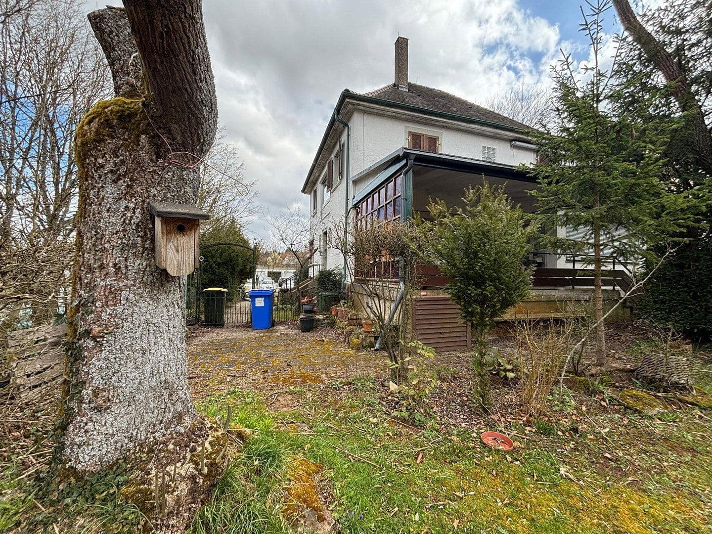Predaj domu 176 m², pozemek 851 m², Präs.-Wittemann-Str. 13, Buchen (Odenwald), Bádensko-Wurttembersko Predaj domu 176 m², pozemek 851 m², Präs.-Wittemann-Str. 13, Buchen (Odenwald), Bádensko-Wurttembersko