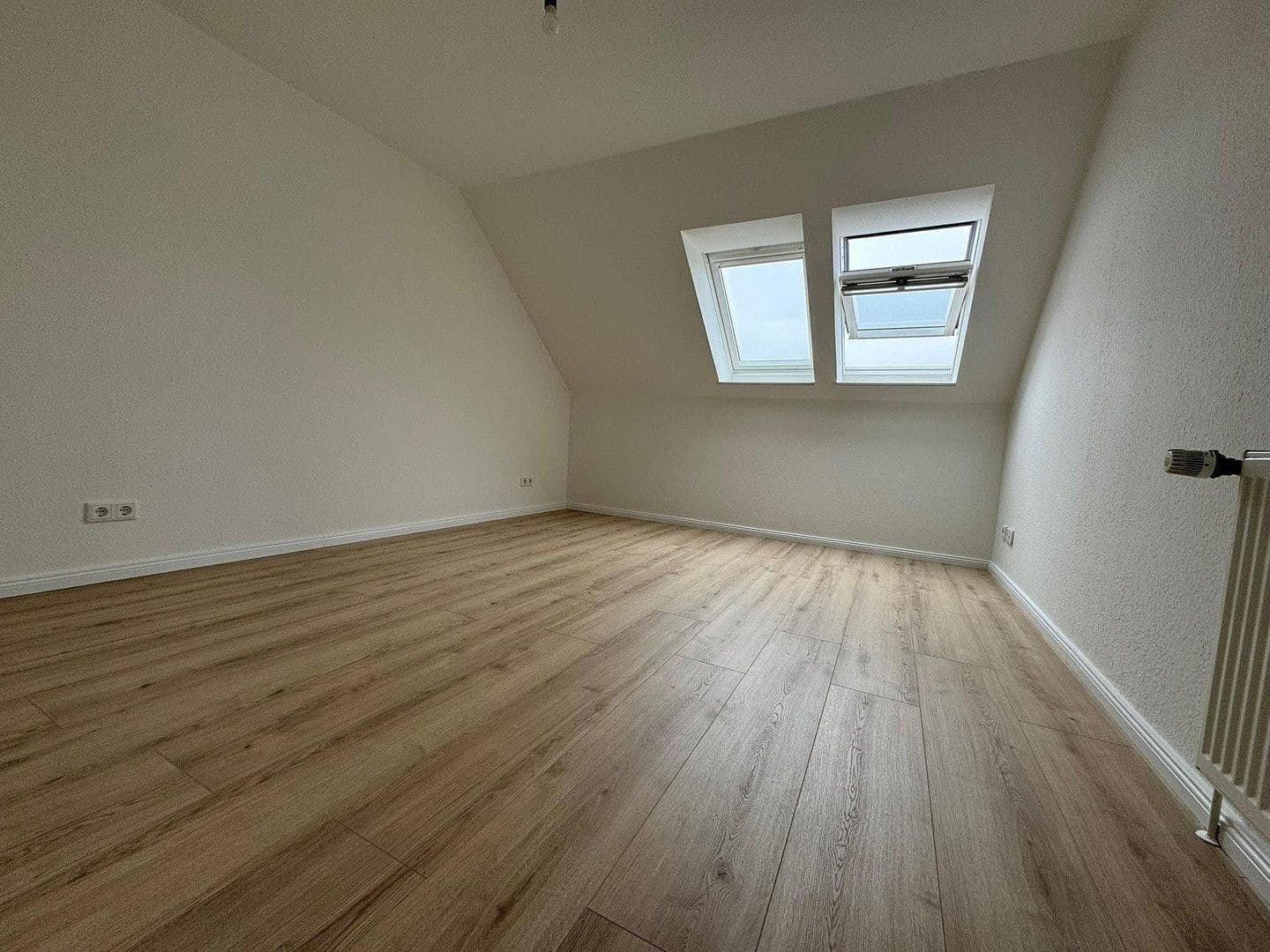 Predaj domu 130 m², pozemek 354 m², Busdorf, Šlezvicko-Holštajnsko Predaj domu 130 m², pozemek 354 m², Busdorf, Šlezvicko-Holštajnsko