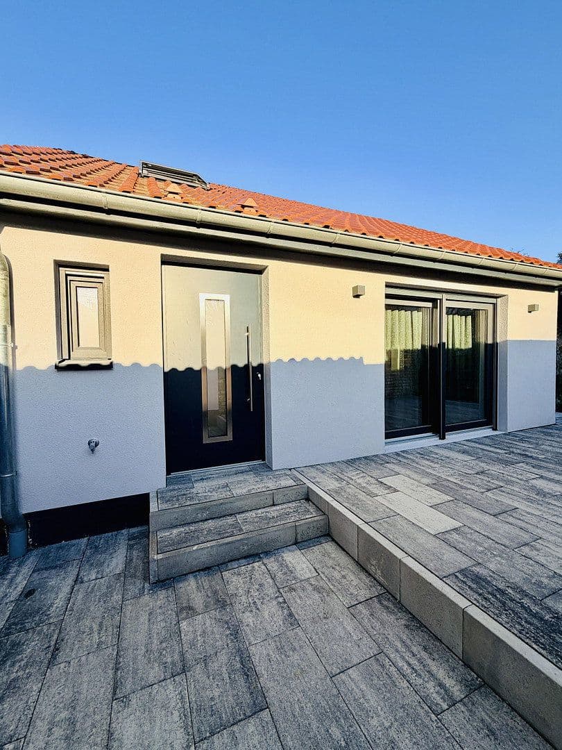 Prenájom domu 190 m², pozemek 189 m², Karlsruhe, Bádensko-Wurttembersko Prenájom domu 190 m², pozemek 189 m², Karlsruhe, Bádensko-Wurttembersko