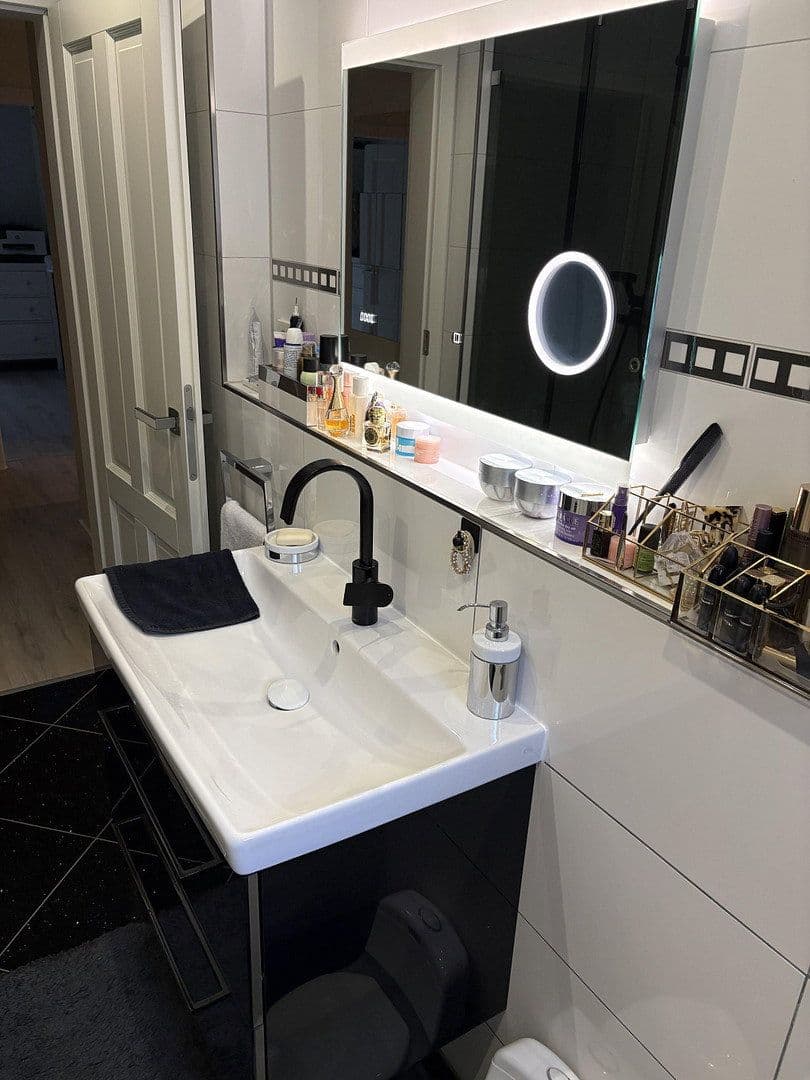 Predaj domu 230 m², pozemek 2.070 m², Bergisch Gladbach, Severné Porýnie - Westfálsko Predaj domu 230 m², pozemek 2.070 m², Bergisch Gladbach, Severné Porýnie - Westfálsko