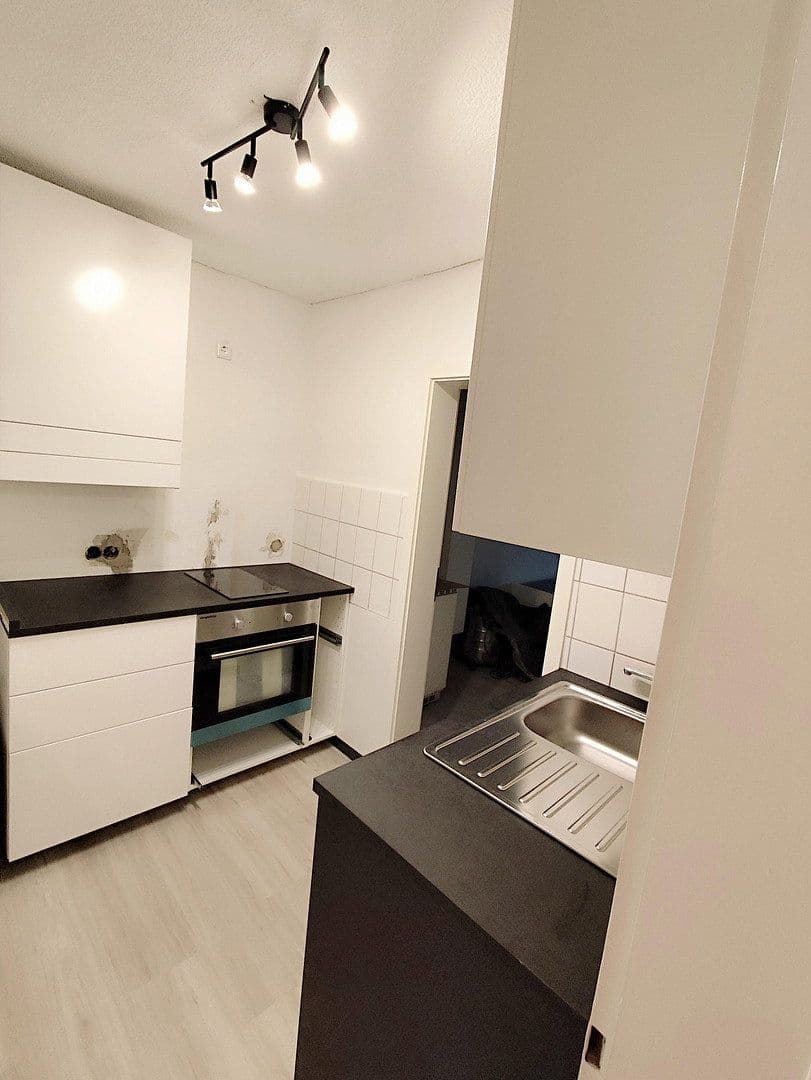 Prenájom bytu 1-izbový 13 m², Wagenburgstraße 101, Stuttgart, Bádensko-Wurttembersko Prenájom bytu 1-izbový 13 m², Wagenburgstraße 101, Stuttgart, Bádensko-Wurttembersko