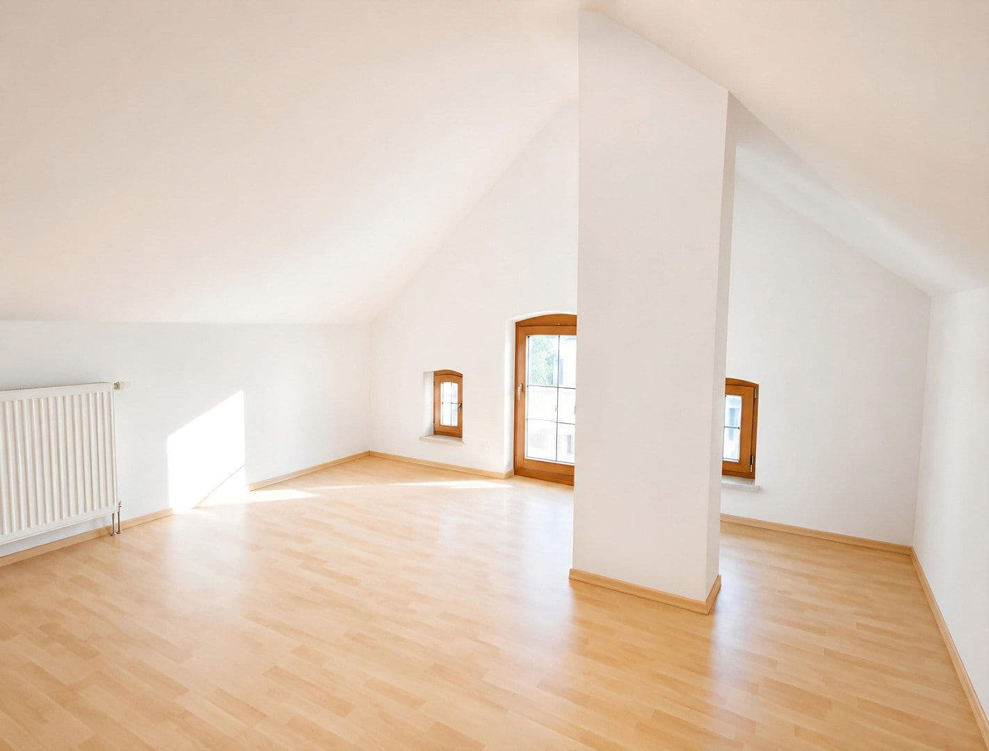 Predaj domu 230 m², pozemek 250 m², Beilngries, Bavorsko Predaj domu 230 m², pozemek 250 m², Beilngries, Bavorsko