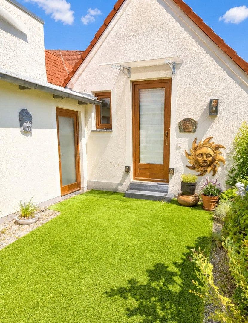 Predaj domu 230 m², pozemek 250 m², Beilngries, Bavorsko Predaj domu 230 m², pozemek 250 m², Beilngries, Bavorsko