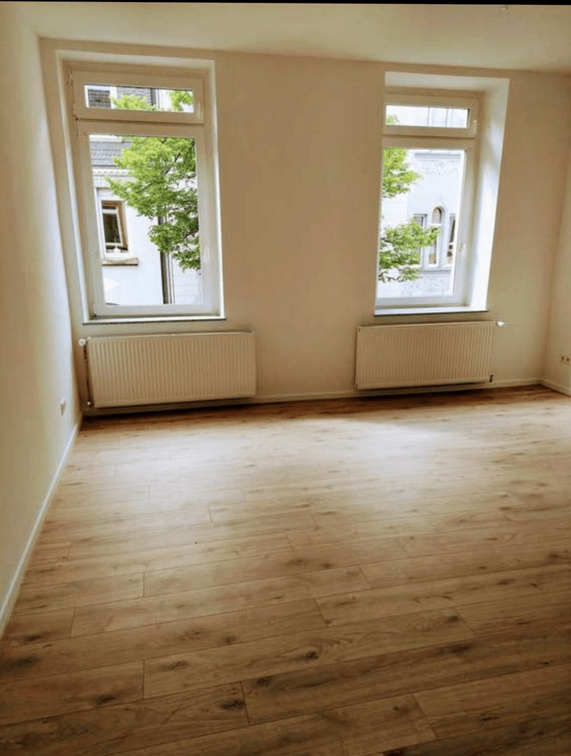 Prenájom bytu 3-izbový 70 m², Burgstr. 83, Solingen, Severné Porýnie - Westfálsko Prenájom bytu 3-izbový 70 m², Burgstr. 83, Solingen, Severné Porýnie - Westfálsko