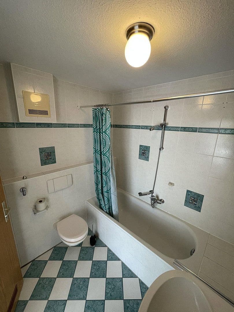 Prenájom bytu 2-izbový 55 m², Künzelsau, Bádensko-Wurttembersko Prenájom bytu 2-izbový 55 m², Künzelsau, Bádensko-Wurttembersko