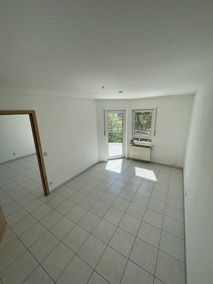 Prenájom bytu 2-izbový 55 m², Künzelsau, Bádensko-Wurttembersko Prenájom bytu 2-izbový 55 m², Künzelsau, Bádensko-Wurttembersko