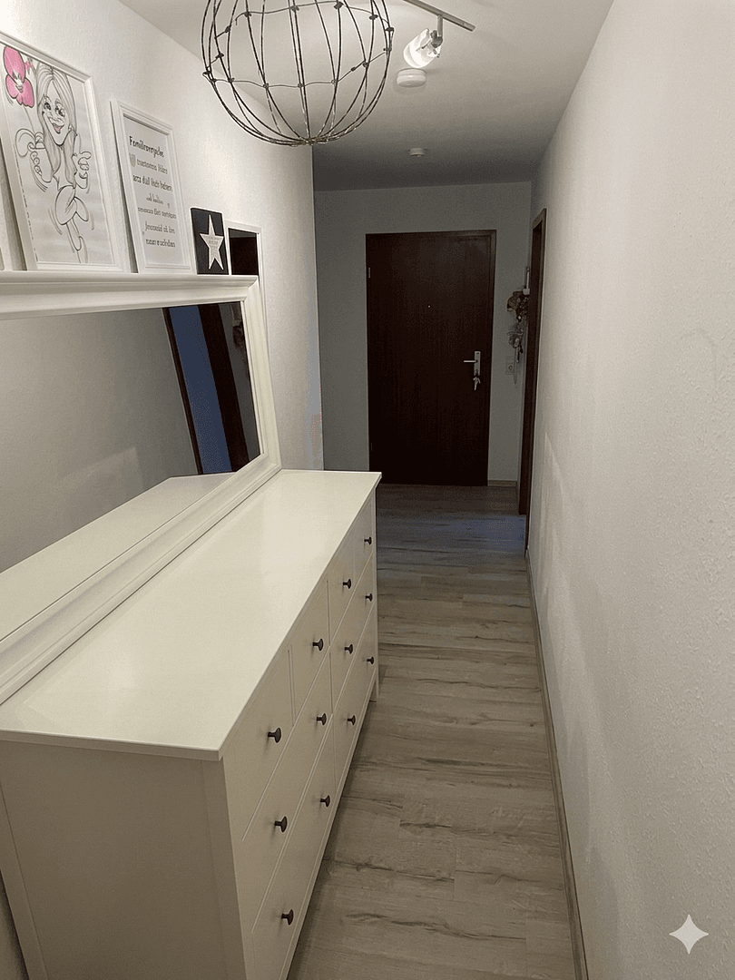 Prenájom bytu 4-izbový 97 m², Wuppertal, Severné Porýnie - Westfálsko Prenájom bytu 4-izbový 97 m², Wuppertal, Severné Porýnie - Westfálsko