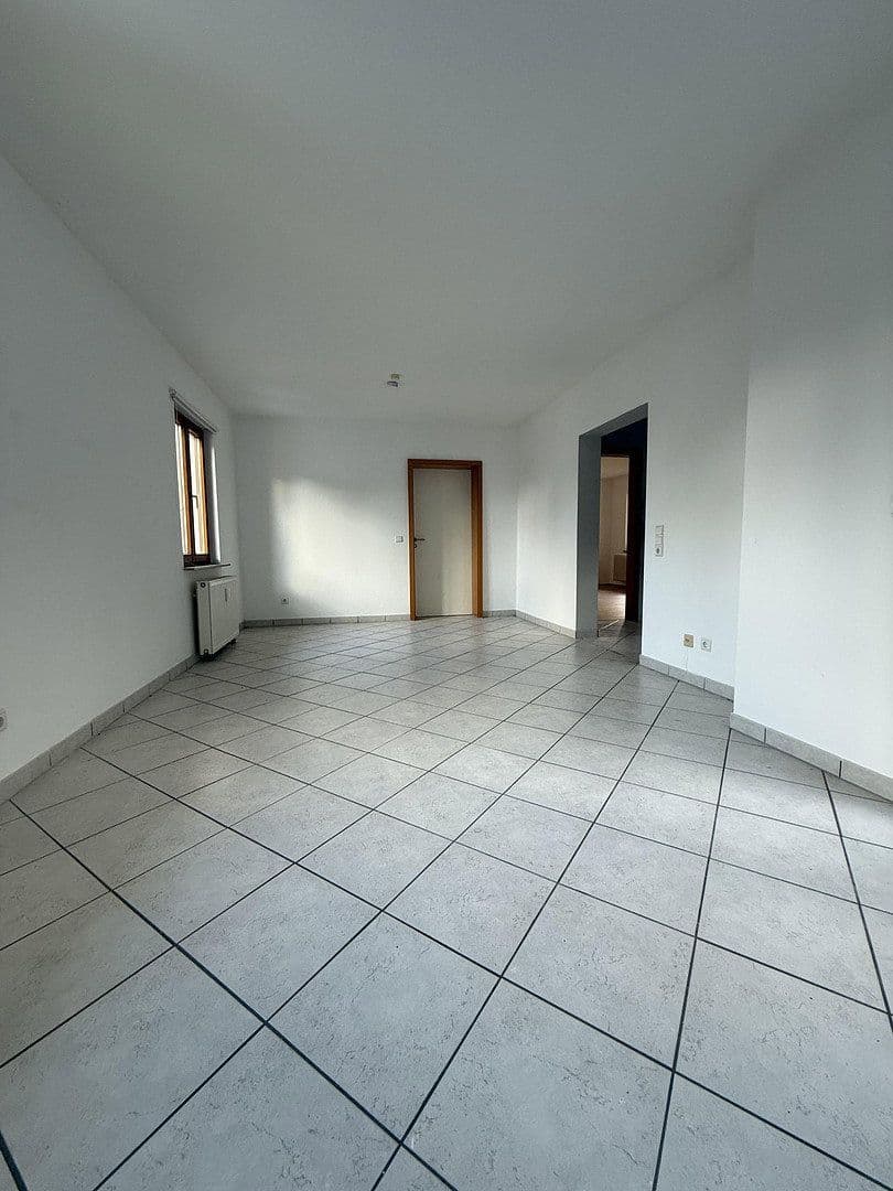 Prenájom bytu 3-izbový 72 m², Bundesstraße 22, Ehrenkirchen, Bádensko-Wurttembersko Prenájom bytu 3-izbový 72 m², Bundesstraße 22, Ehrenkirchen, Bádensko-Wurttembersko