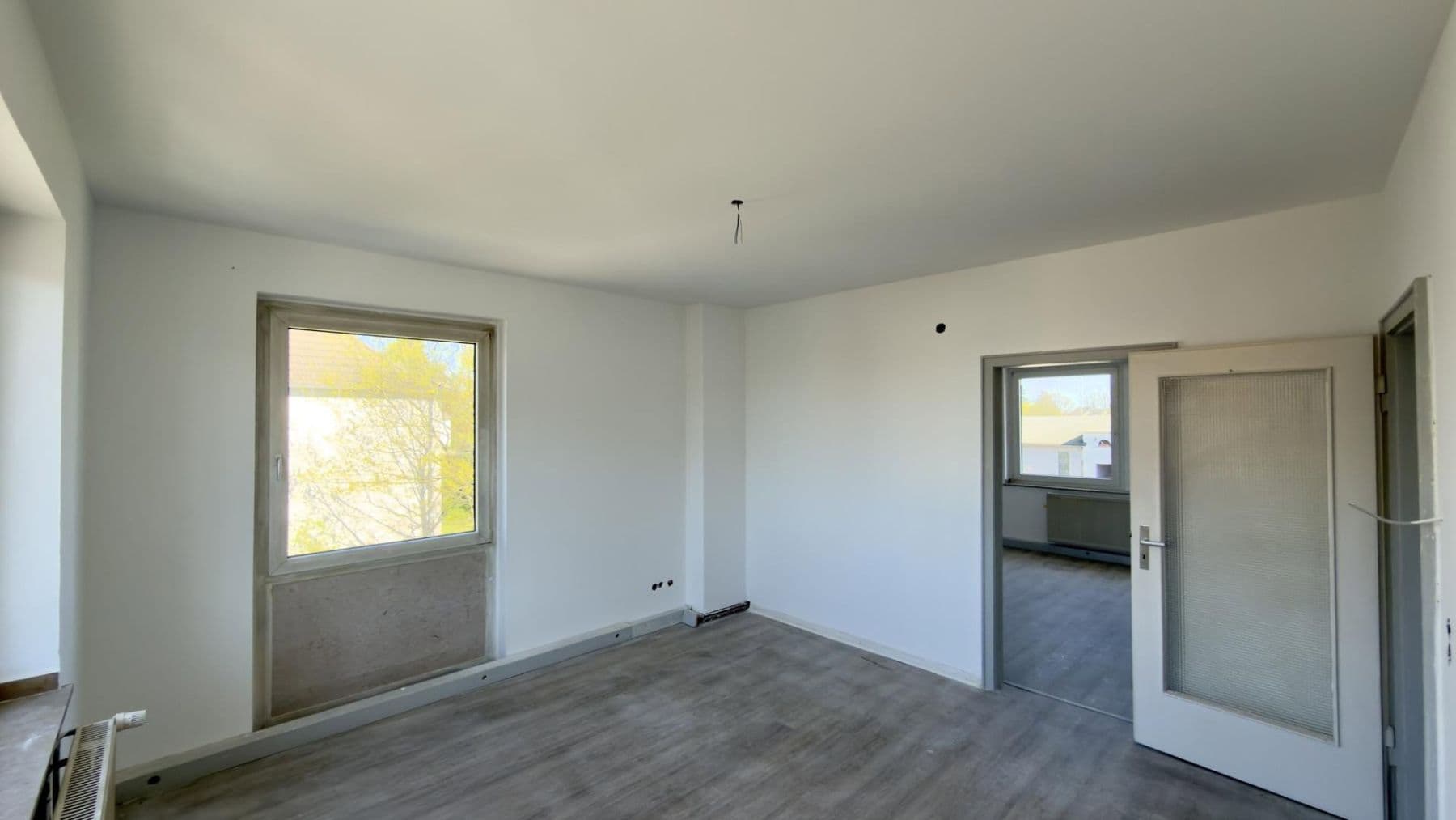 Prenájom bytu 2-izbový 55 m², Ritterstraße 55, Solingen, Severné Porýnie - Westfálsko Prenájom bytu 2-izbový 55 m², Ritterstraße 55, Solingen, Severné Porýnie - Westfálsko