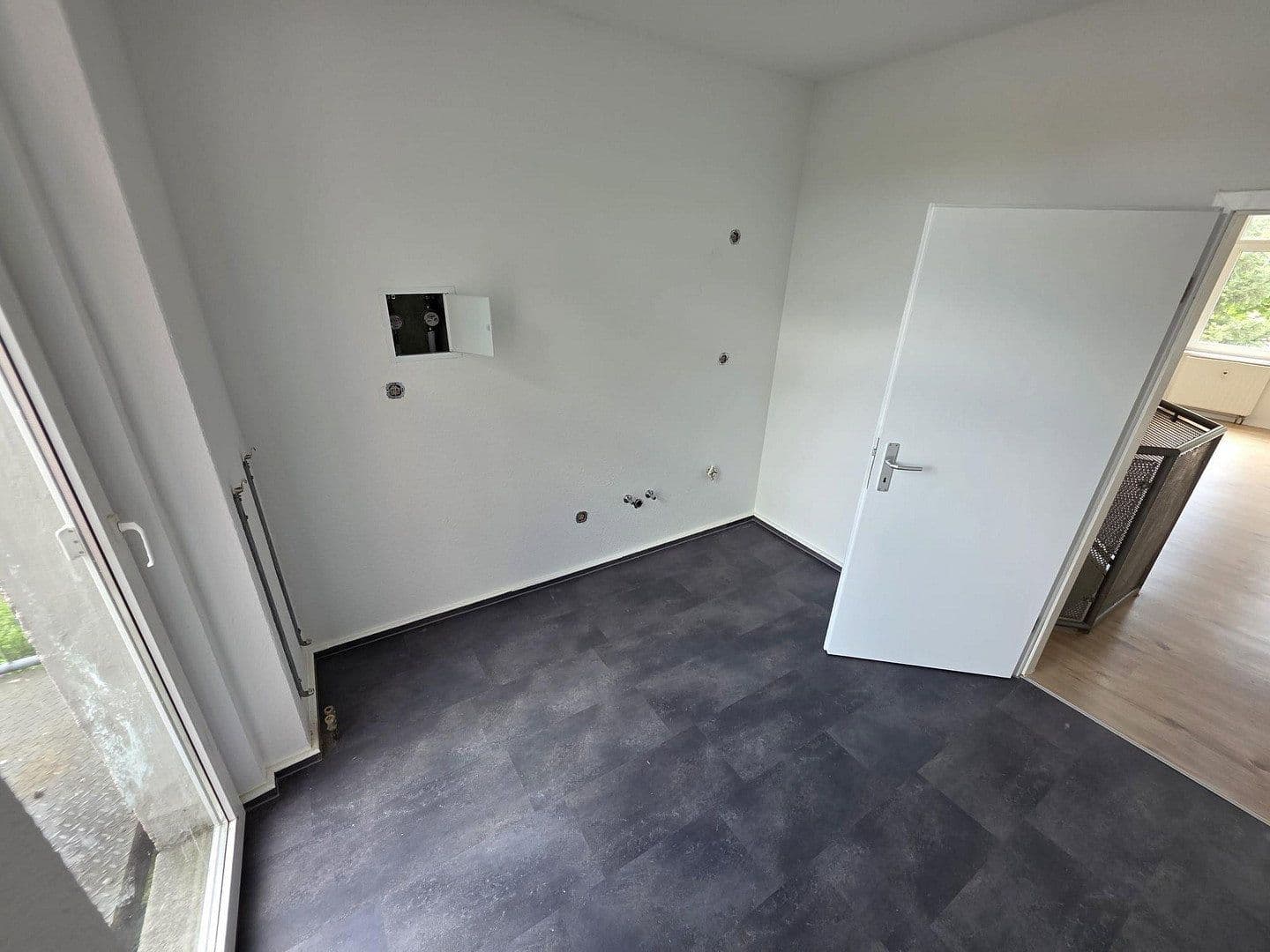 Prenájom bytu 2-izbový 61 m², Kasernenstr. 53, Plavno, Sasko Prenájom bytu 2-izbový 61 m², Kasernenstr. 53, Plavno, Sasko