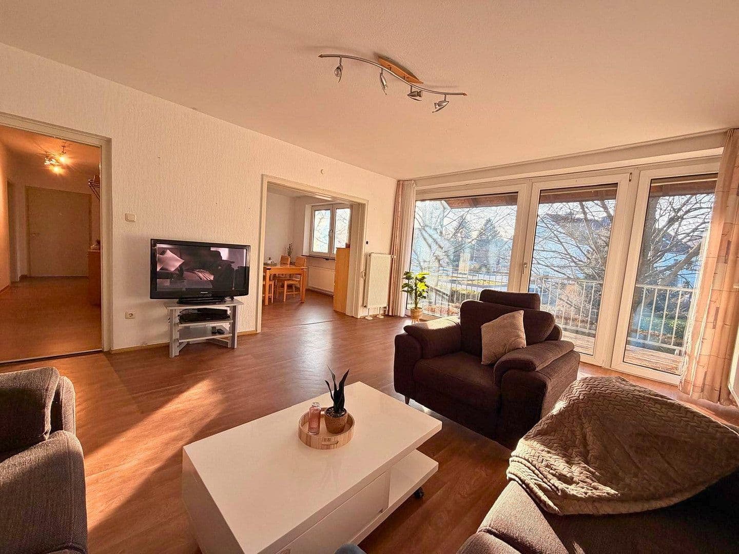 Predaj bytu 4-izbový 99 m², Spiegelgartenstr. 42, Herzogenaurach, Bavorsko Predaj bytu 4-izbový 99 m², Spiegelgartenstr. 42, Herzogenaurach, Bavorsko