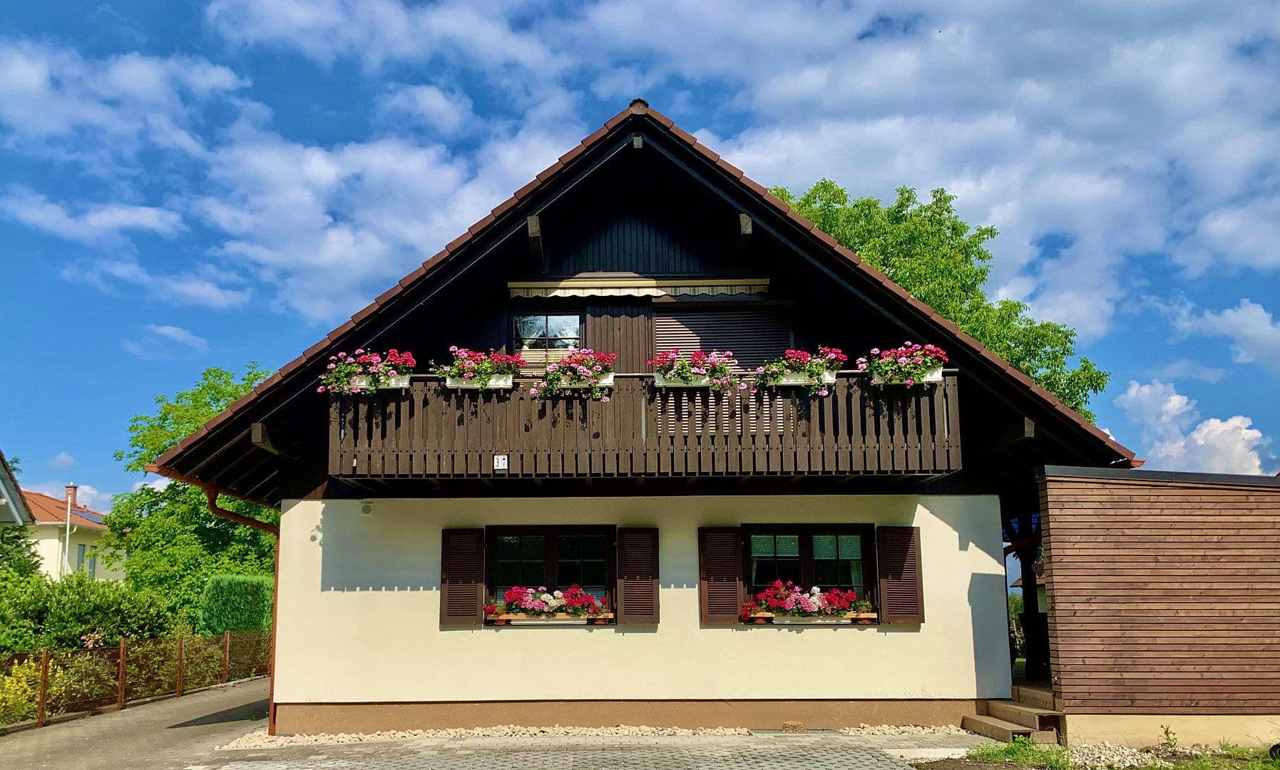 Predaj domu 147 m², pozemek 948 m², Moosburg, Bádensko-Wurttembersko Predaj domu 147 m², pozemek 948 m², Moosburg, Bádensko-Wurttembersko