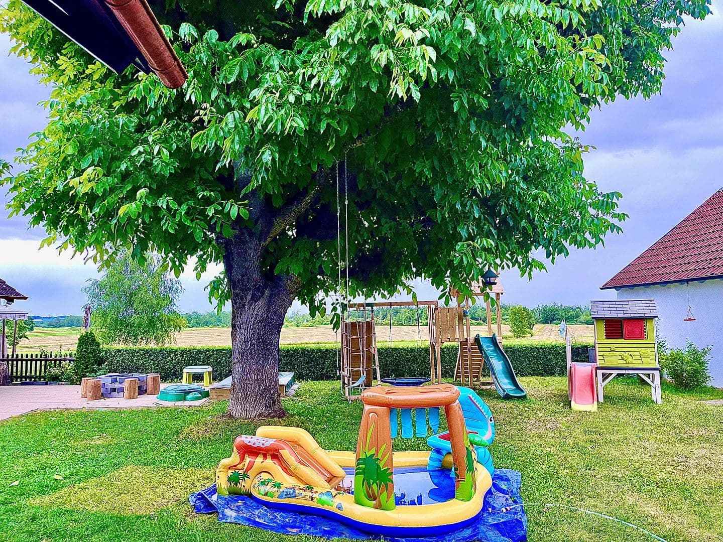 Predaj domu 147 m², pozemek 948 m², Moosburg, Bádensko-Wurttembersko Predaj domu 147 m², pozemek 948 m², Moosburg, Bádensko-Wurttembersko