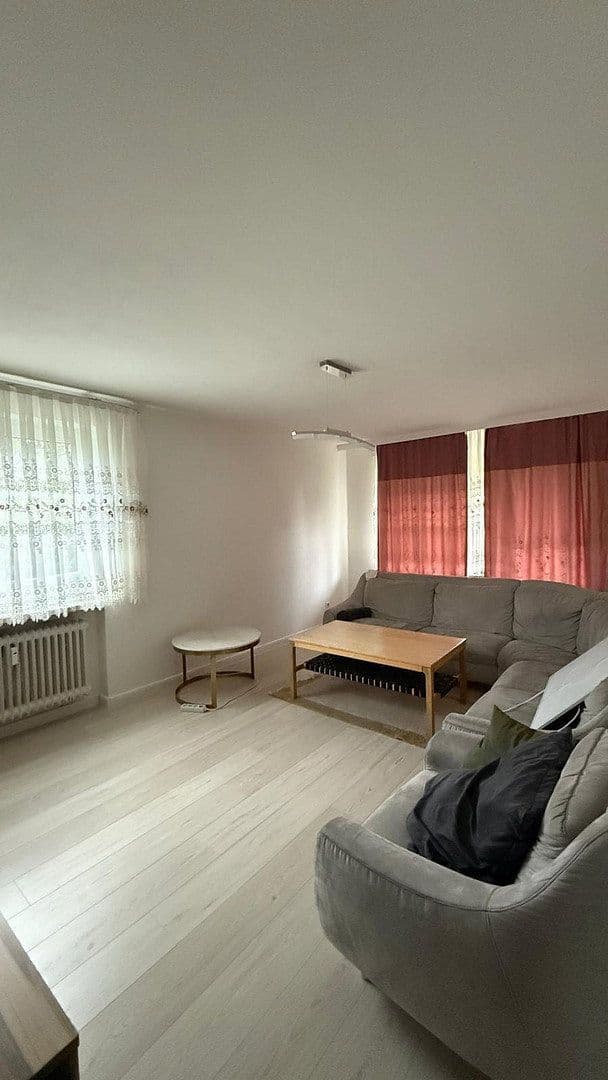 Prenájom domu 66 m², pozemek 1.500 m², Mühlenstr.56, Neumünster, Šlezvicko-Holštajnsko Prenájom domu 66 m², pozemek 1.500 m², Mühlenstr.56, Neumünster, Šlezvicko-Holštajnsko