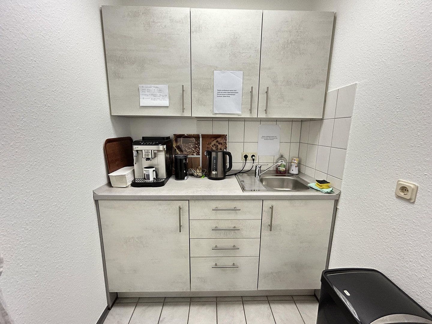 Prenájom kancelárie 289 m², Stuttgarter Straße 41, Pforzheim, Bádensko-Wurttembersko Prenájom kancelárie 289 m², Stuttgarter Straße 41, Pforzheim, Bádensko-Wurttembersko