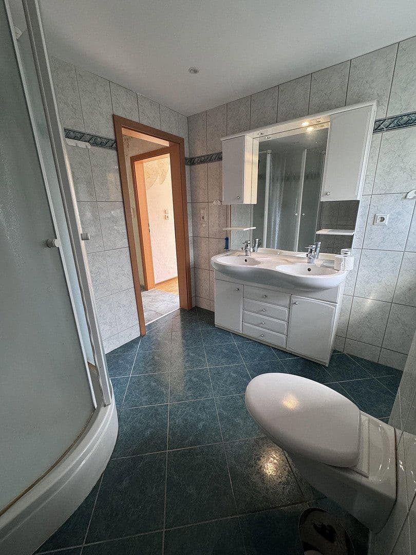 Prenájom domu 160 m², pozemek 970 m², Flensburg, Šlezvicko-Holštajnsko Prenájom domu 160 m², pozemek 970 m², Flensburg, Šlezvicko-Holštajnsko