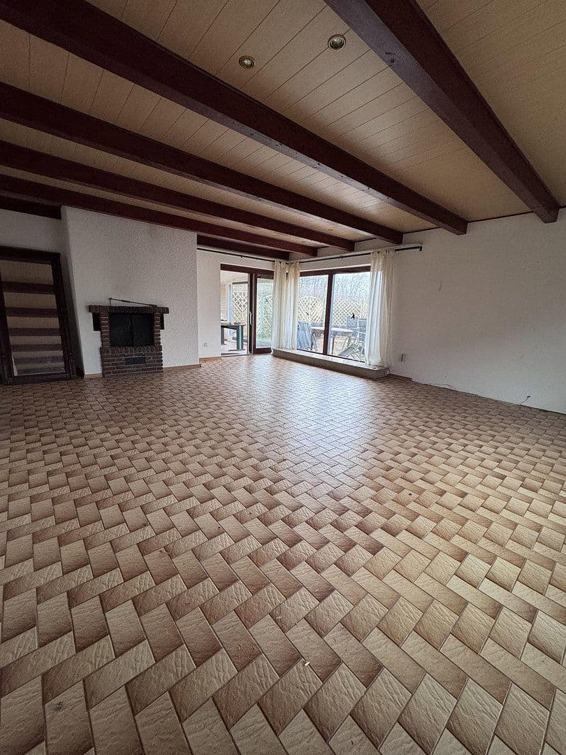 Prenájom domu 160 m², pozemek 970 m², Flensburg, Šlezvicko-Holštajnsko Prenájom domu 160 m², pozemek 970 m², Flensburg, Šlezvicko-Holštajnsko