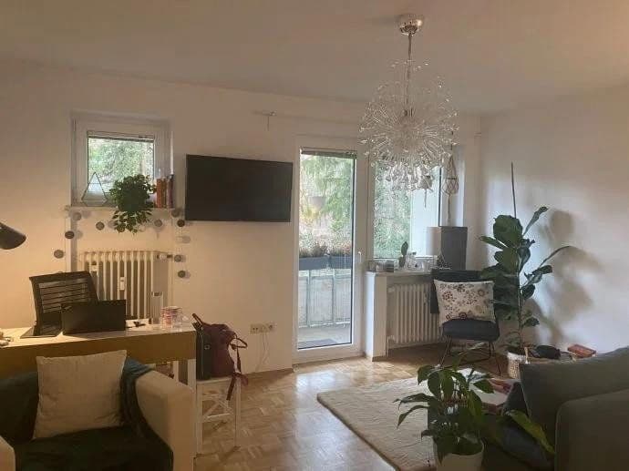 Prenájom bytu 2-izbový 64 m², München, Bavorsko Prenájom bytu 2-izbový 64 m², München, Bavorsko