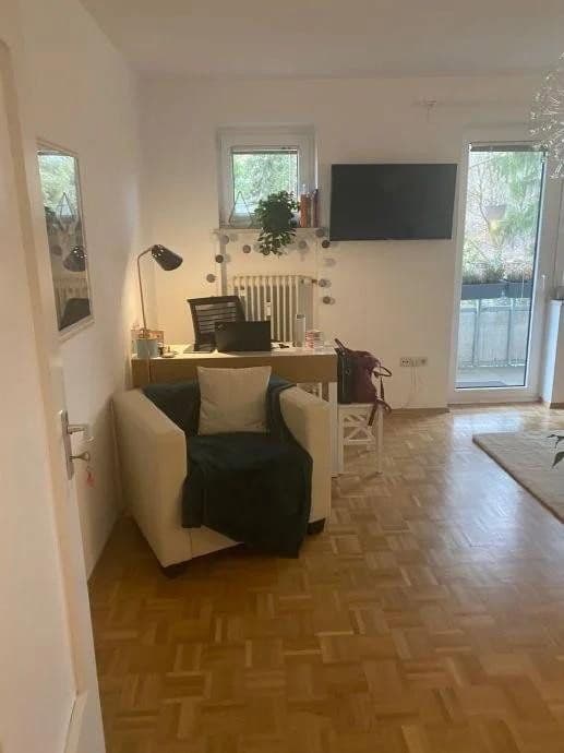 Prenájom bytu 2-izbový 64 m², München, Bavorsko Prenájom bytu 2-izbový 64 m², München, Bavorsko