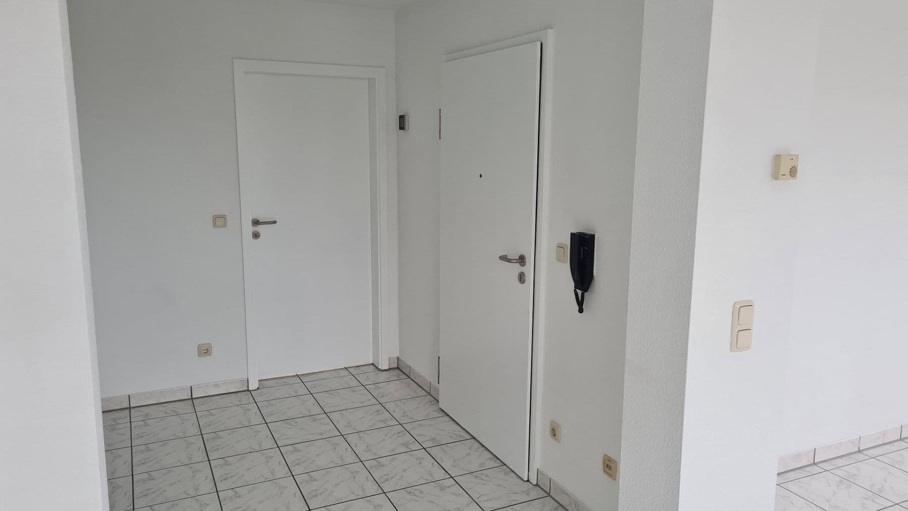 Prenájom bytu 2-izbový 76 m², Dinslaken, Severné Porýnie - Westfálsko Prenájom bytu 2-izbový 76 m², Dinslaken, Severné Porýnie - Westfálsko