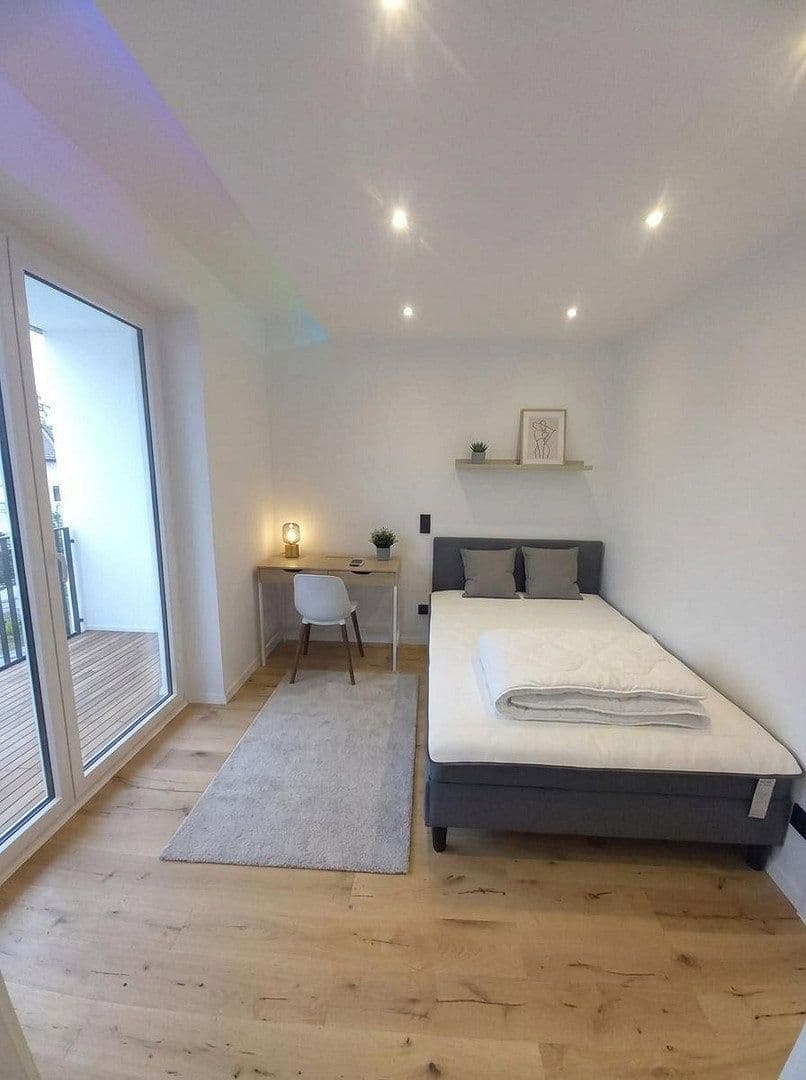 Prenájom bytu 5-izbový 13 m², Boschetsriederstr. 121, München, Bavorsko Prenájom bytu 5-izbový 13 m², Boschetsriederstr. 121, München, Bavorsko