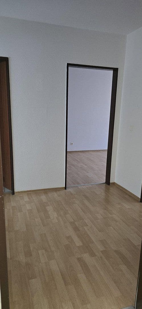 Prenájom bytu 2-izbový 62 m², Klosterstr. 3, Duisburg, Severné Porýnie - Westfálsko Prenájom bytu 2-izbový 62 m², Klosterstr. 3, Duisburg, Severné Porýnie - Westfálsko