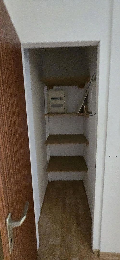 Prenájom bytu 2-izbový 62 m², Klosterstr. 3, Duisburg, Severné Porýnie - Westfálsko Prenájom bytu 2-izbový 62 m², Klosterstr. 3, Duisburg, Severné Porýnie - Westfálsko