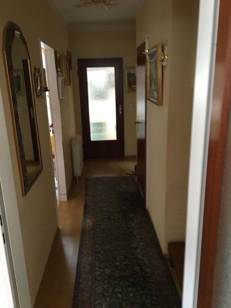 Predaj domu 120 m², pozemek 206 m², Kröscheweg 1, Obervieland - Kattenturm, Brémy Predaj domu 120 m², pozemek 206 m², Kröscheweg 1, Obervieland - Kattenturm, Brémy