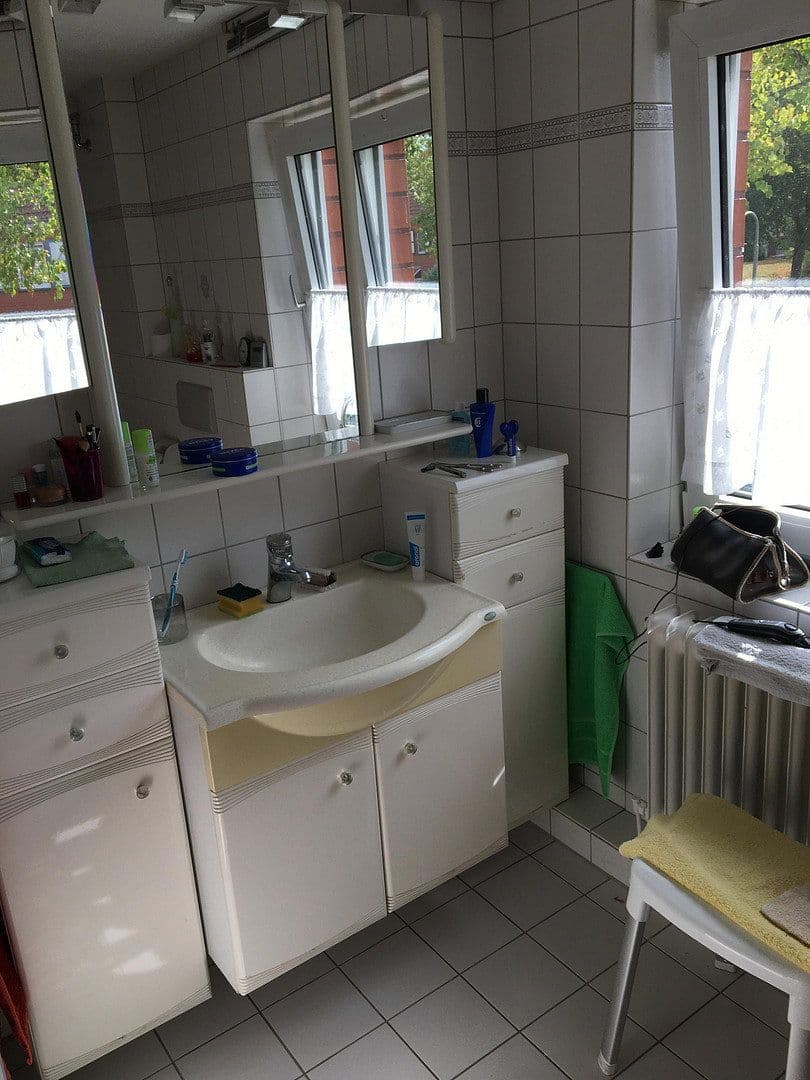 Predaj domu 120 m², pozemek 206 m², Kröscheweg 1, Obervieland - Kattenturm, Brémy Predaj domu 120 m², pozemek 206 m², Kröscheweg 1, Obervieland - Kattenturm, Brémy