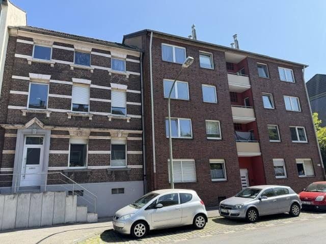 Predaj domu 699 m², pozemek 516 m², Javastraße, Duisburg, Severné Porýnie - Westfálsko Predaj domu 699 m², pozemek 516 m², Javastraße, Duisburg, Severné Porýnie - Westfálsko