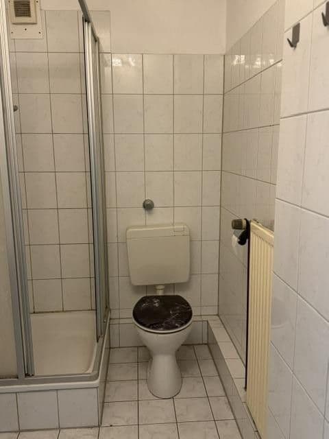 Predaj domu 699 m², pozemek 516 m², Javastraße, Duisburg, Severné Porýnie - Westfálsko Predaj domu 699 m², pozemek 516 m², Javastraße, Duisburg, Severné Porýnie - Westfálsko