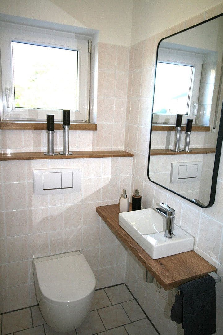 Prenájom bytu 2-izbový 71 m², Leverkusen-Wiesdorf, Severné Porýnie - Westfálsko Prenájom bytu 2-izbový 71 m², Leverkusen-Wiesdorf, Severné Porýnie - Westfálsko