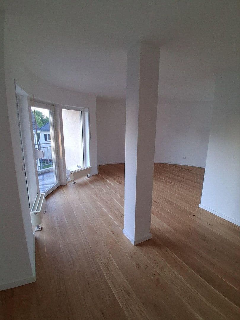 Prenájom bytu 2-izbový 71 m², Leverkusen-Wiesdorf, Severné Porýnie - Westfálsko Prenájom bytu 2-izbový 71 m², Leverkusen-Wiesdorf, Severné Porýnie - Westfálsko