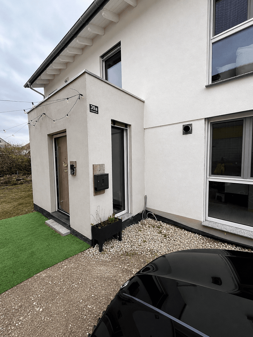 Predaj domu 190 m², pozemek 400 m², Weiterstadt, Hesensko Predaj domu 190 m², pozemek 400 m², Weiterstadt, Hesensko