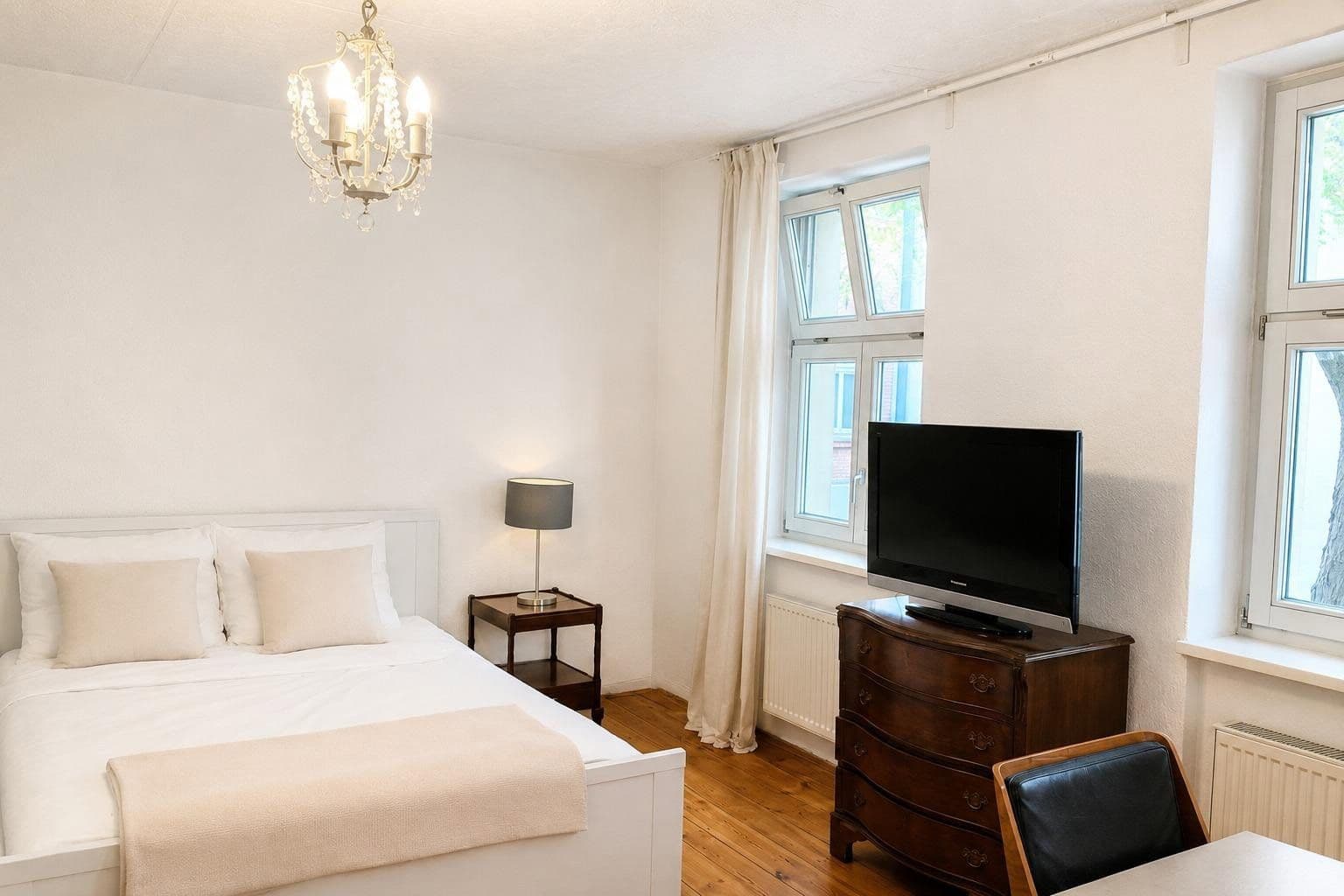 Predaj bytu 2-izbový 60 m², Auguststraße 89, Berlin, Berlín Predaj bytu 2-izbový 60 m², Auguststraße 89, Berlin, Berlín