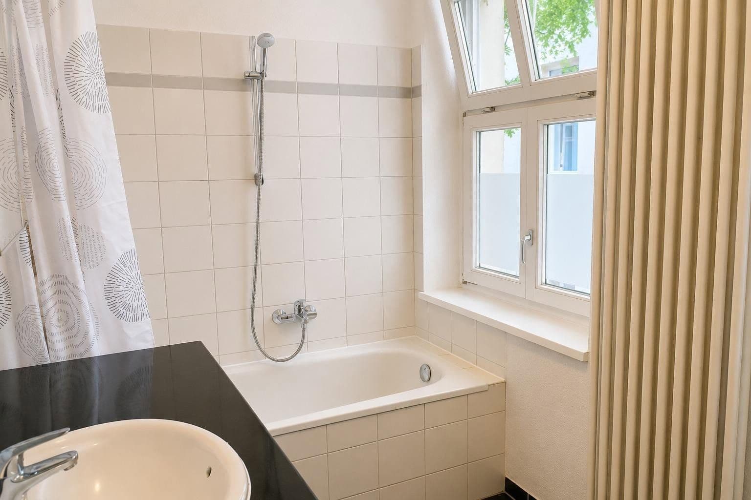 Predaj bytu 2-izbový 60 m², Auguststraße 89, Berlin, Berlín Predaj bytu 2-izbový 60 m², Auguststraße 89, Berlin, Berlín
