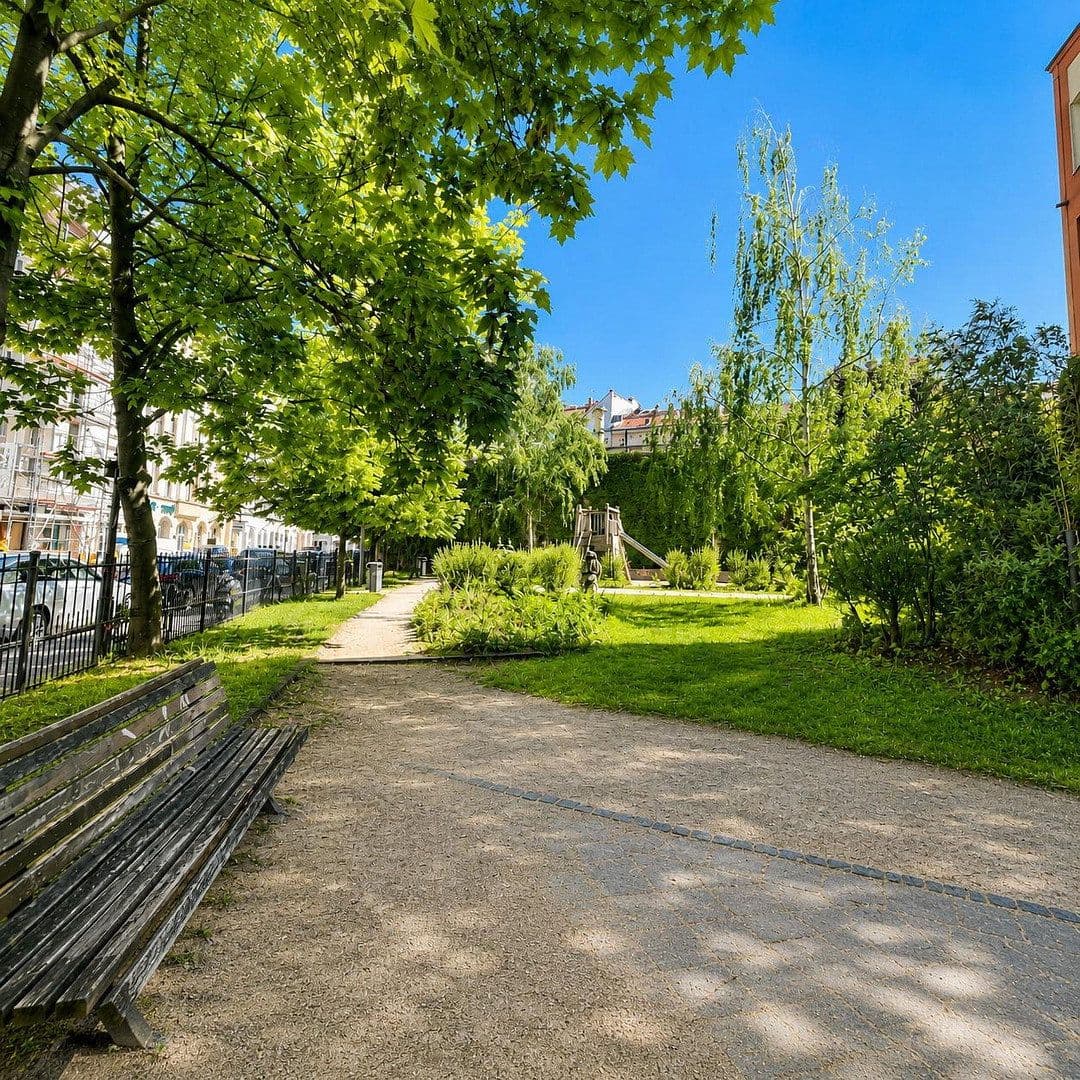 Predaj bytu 2-izbový 60 m², Auguststraße 89, Berlin, Berlín Predaj bytu 2-izbový 60 m², Auguststraße 89, Berlin, Berlín