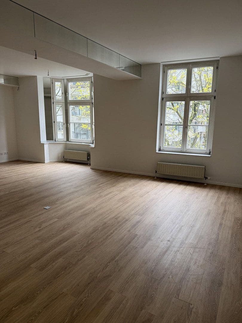 Prenájom bytu 1-izbový 61 m², Mühlengasse 3-5, Köln, Severné Porýnie - Westfálsko Prenájom bytu 1-izbový 61 m², Mühlengasse 3-5, Köln, Severné Porýnie - Westfálsko