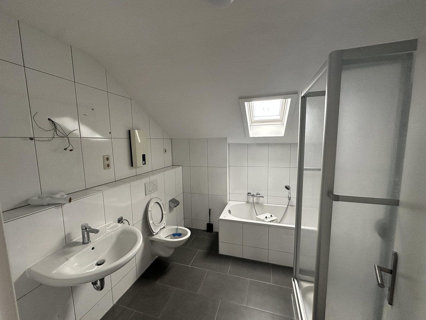 Prenájom bytu 4-izbový 70 m², Euskirchen, Severné Porýnie - Westfálsko Prenájom bytu 4-izbový 70 m², Euskirchen, Severné Porýnie - Westfálsko