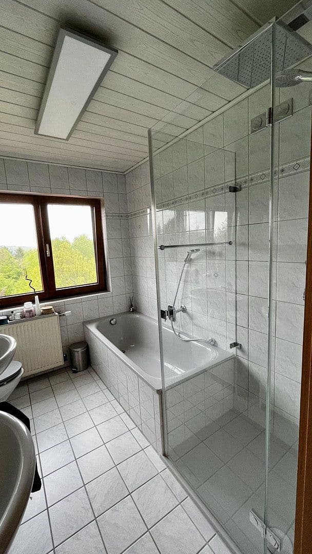 Prenájom bytu 3-izbový 71 m², Bernhaldenweg 27, Spiegelberg, Bádensko-Wurttembersko Prenájom bytu 3-izbový 71 m², Bernhaldenweg 27, Spiegelberg, Bádensko-Wurttembersko