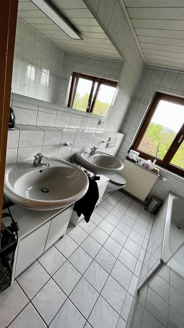 Prenájom bytu 3-izbový 71 m², Bernhaldenweg 27, Spiegelberg, Bádensko-Wurttembersko Prenájom bytu 3-izbový 71 m², Bernhaldenweg 27, Spiegelberg, Bádensko-Wurttembersko