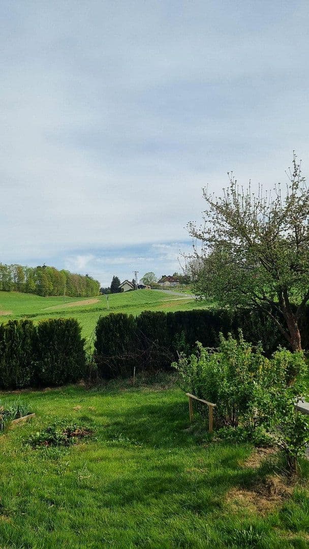 Predaj domu 120 m², pozemek 1.500 m², Tiefenbach 27, Bad Alexandersbad, Bavorsko Predaj domu 120 m², pozemek 1.500 m², Tiefenbach 27, Bad Alexandersbad, Bavorsko