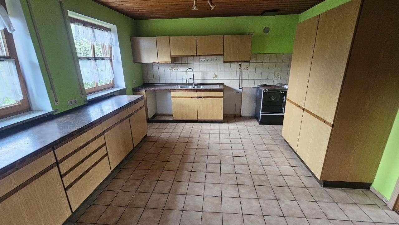 Predaj domu 120 m², pozemek 1.500 m², Tiefenbach 27, Bad Alexandersbad, Bavorsko Predaj domu 120 m², pozemek 1.500 m², Tiefenbach 27, Bad Alexandersbad, Bavorsko