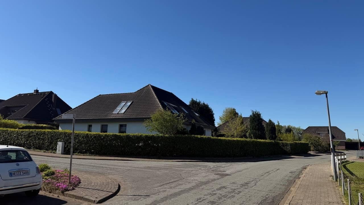 Predaj domu 233 m², pozemek 1.072 m², Buchholz, Šlezvicko-Holštajnsko Predaj domu 233 m², pozemek 1.072 m², Buchholz, Šlezvicko-Holštajnsko